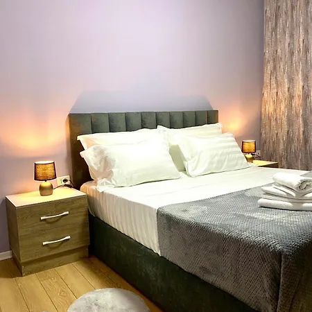Veranda * Tirana